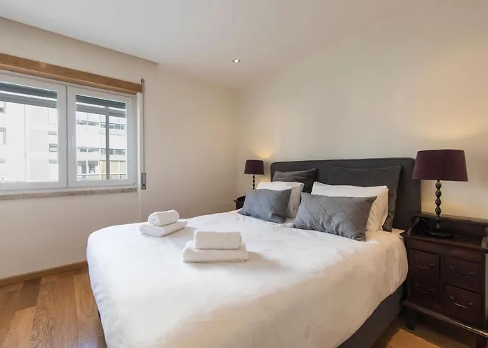Lovelystay - 2 Bedroom Belem Wonder