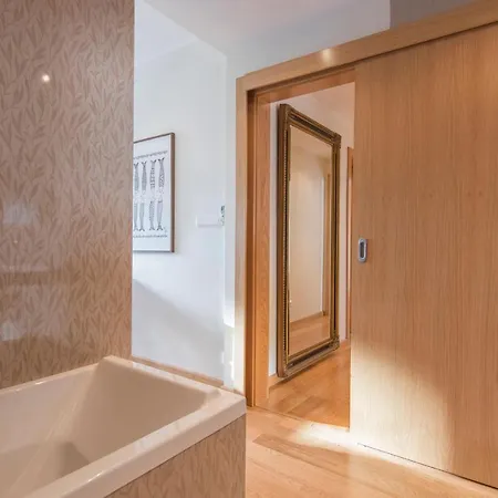 Lovelystay - 2 Bedroom Belem Wonder Lisbon Exterior photo